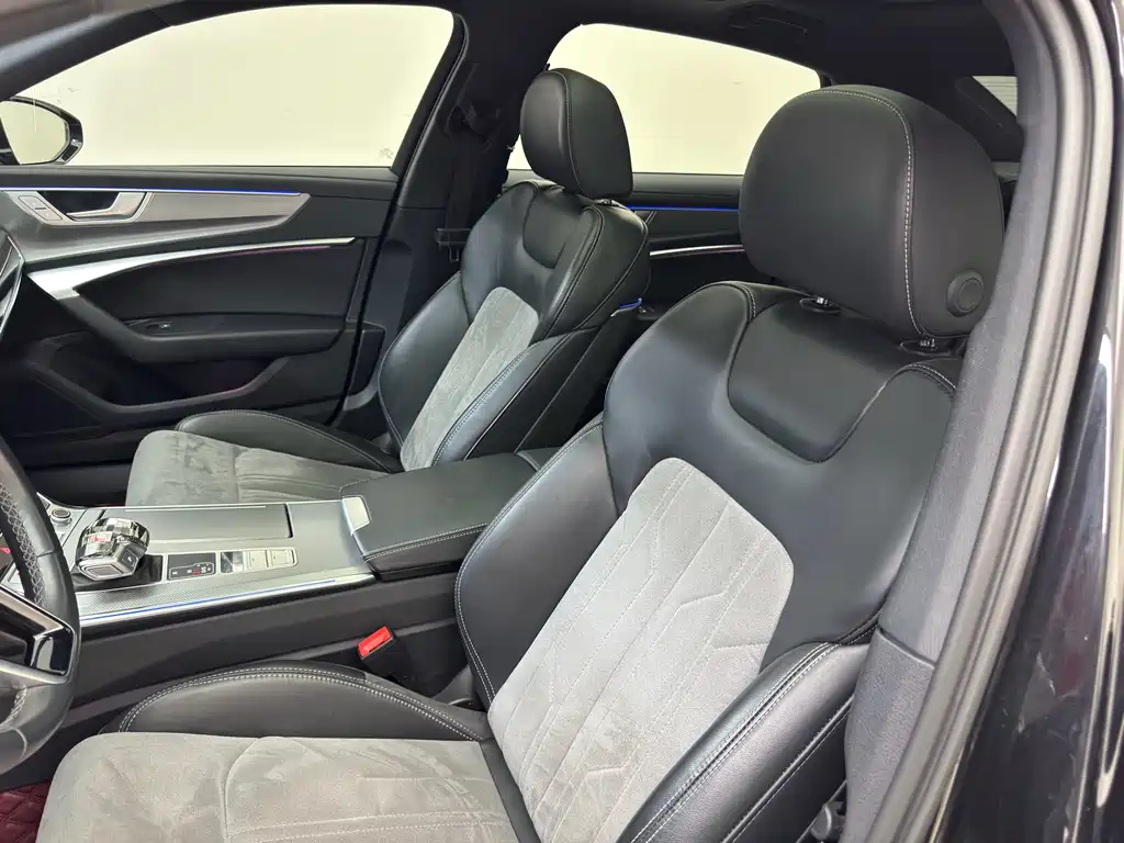 Audi A6L 2023 45 TFSI Premium Dynamic Model купить на сайте DeffCars