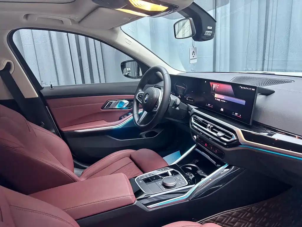 BMW 3 Series 2023款 320Li M运动套装 купить на сайте DeffCars