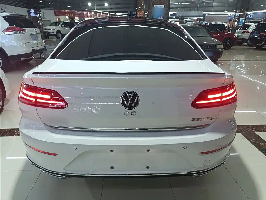 FAW-Volkswagen CC 2021 330TSI Dazzling Edition купить на сайте DeffCars
