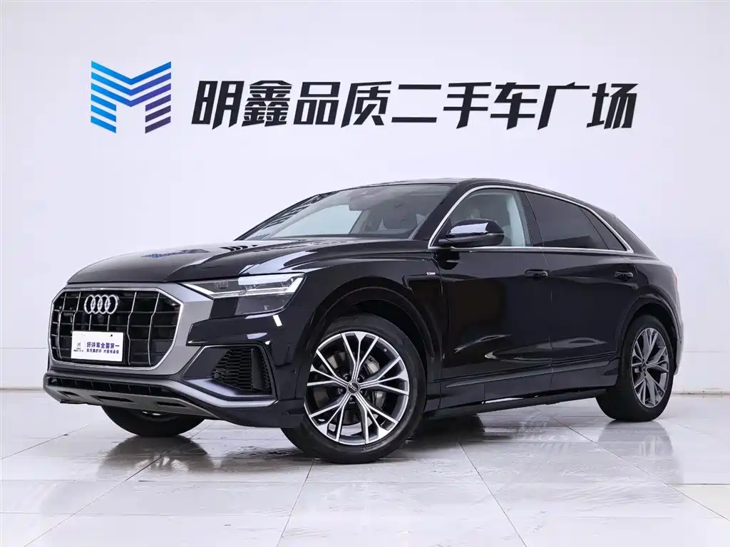Audi Q8 2021 55 TFSI luxury and dynamic model купить на сайте DeffCars