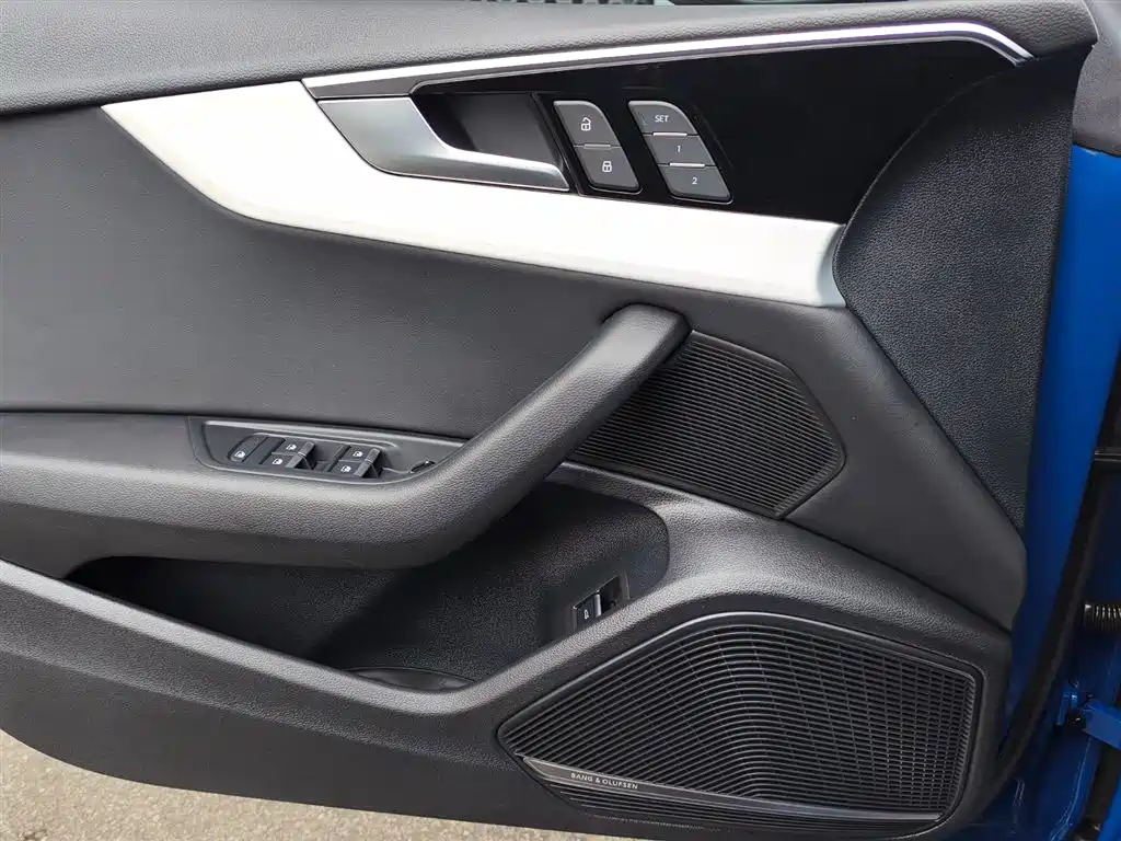 Audi A5 imported 2023 Sportback 40 TFSI quattro luxury and dynamic model купить на сайте DeffCars