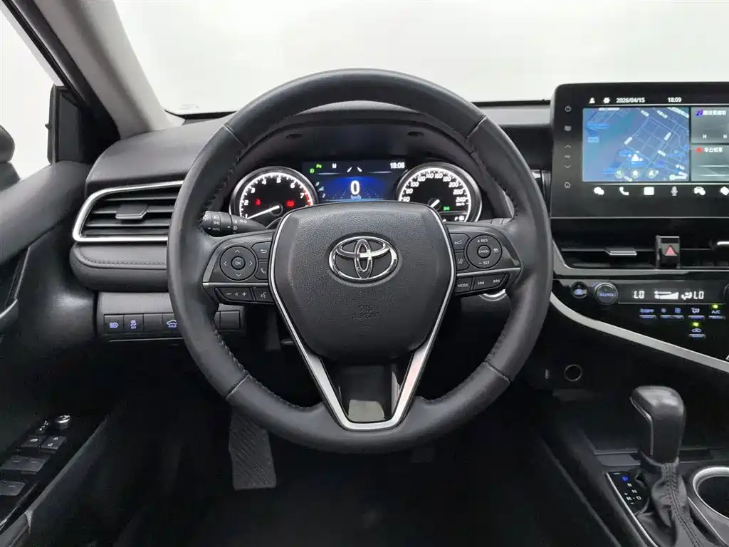 Camry 2021 2.0G Deluxe Edition купить на сайте DeffCars