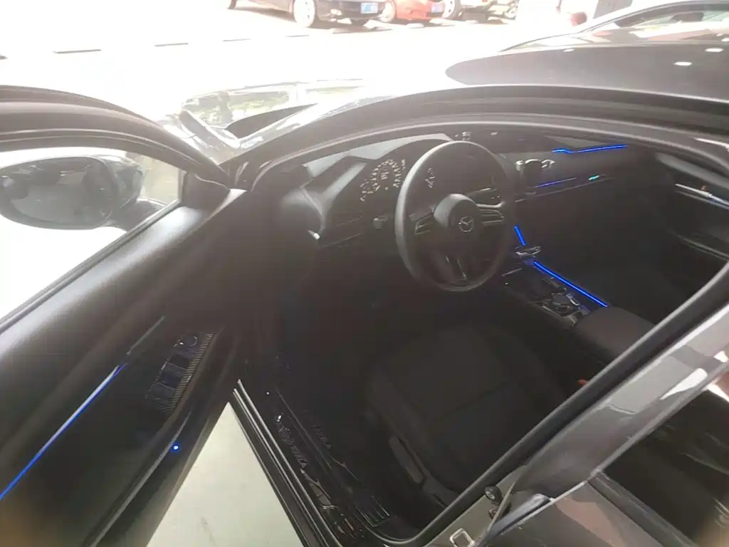 Mazda Axela 2021 1.5L Automatic Quality Beauty Edition купить на сайте DeffCars