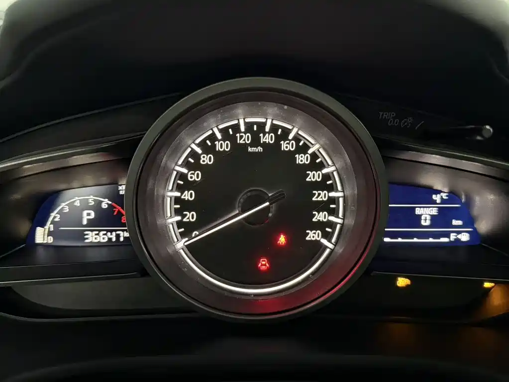 Mazda CX-4 2021 2.0L automatic two-wheel drive Blue Sky Vitality Edition купить на сайте DeffCars