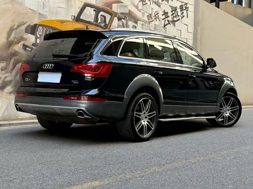 Audi Q7 2012 3.0 TFSI Comfort (200kW) купить на сайте DeffCars
