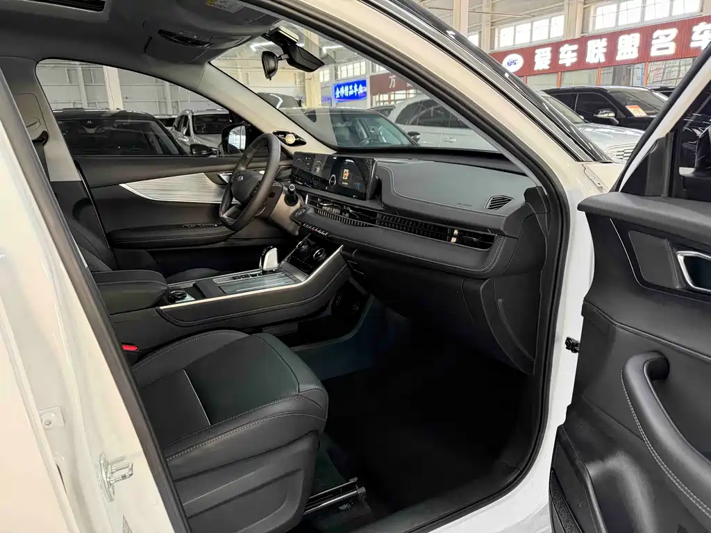 Tiggo 7 PLUS 2021 1.5T CVT luxury model купить на сайте DeffCars