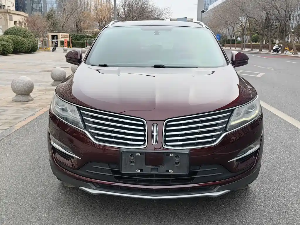 Lincoln MKC 2017 2.0T 2WD Exclusive Edition купить на сайте DeffCars