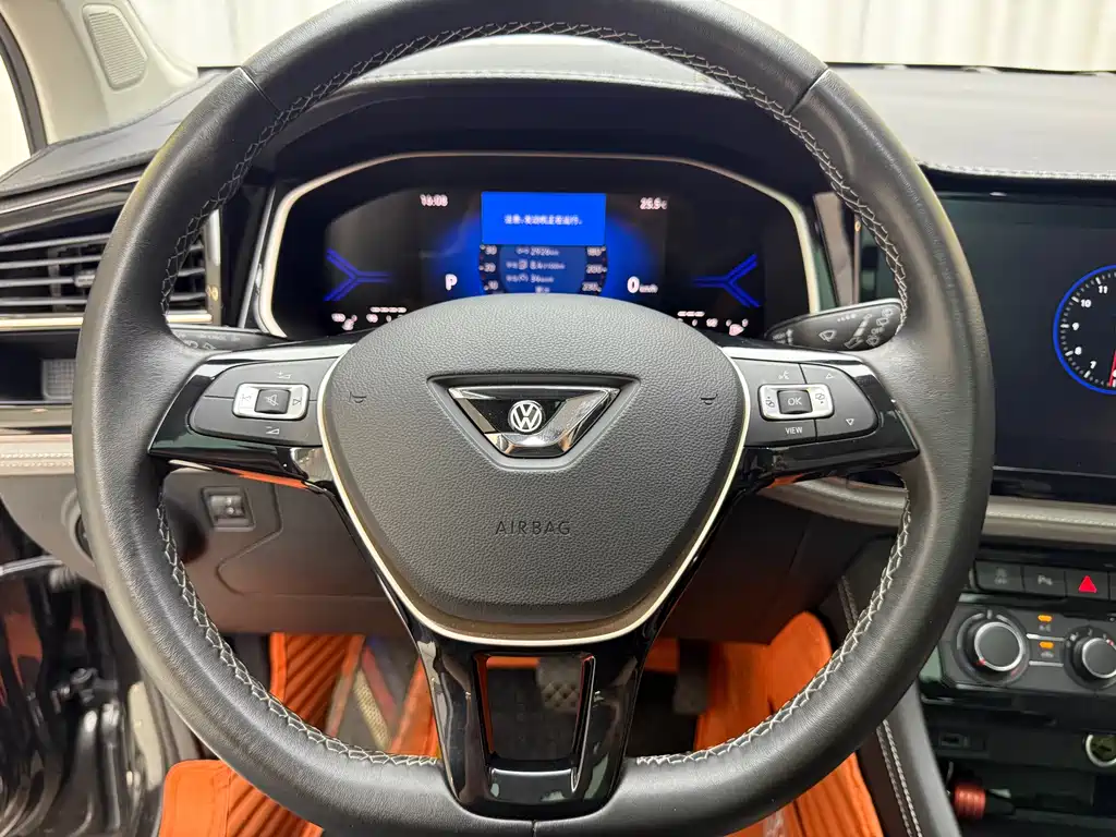 JETTA VS7 2022 280TSI automatic high-gloss version купить на сайте DeffCars