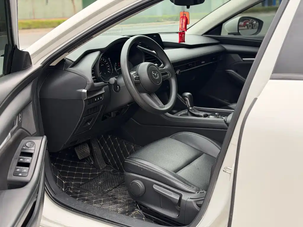 Mazda3 Angkesela 2022 2.0L automatic quality version купить на сайте DeffCars