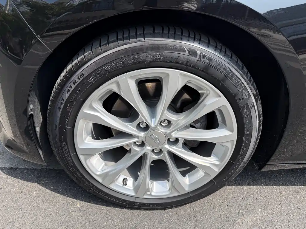 Cadillac CT5 2023 28T luxury model (standard version) купить на сайте DeffCars