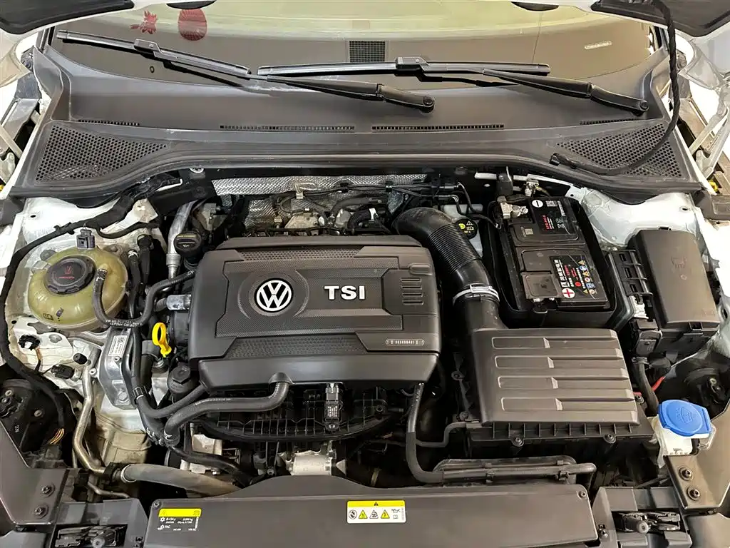 FAW-Volkswagen CC 2021 380TSI eye-catching version купить на сайте DeffCars