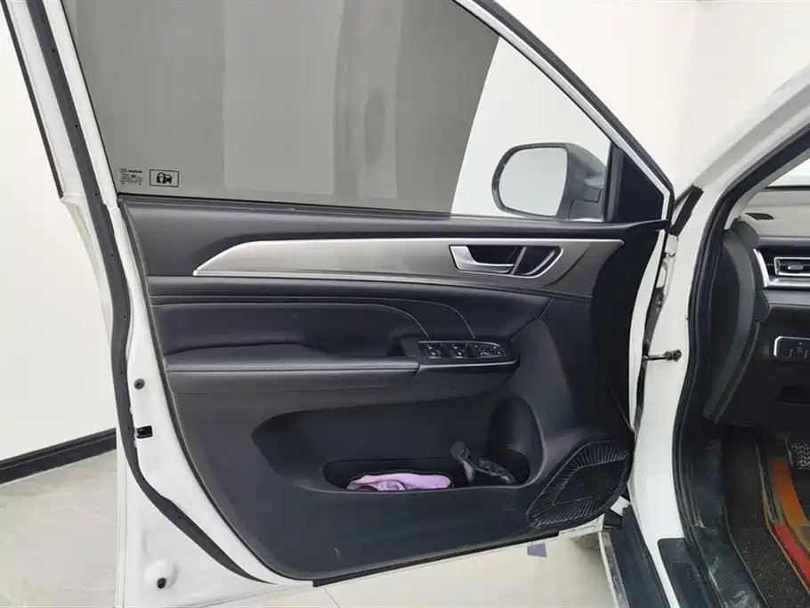 Haval M6 2021 PLUS 1.5T Manual Elite Intelligent Connected Model купить на сайте DeffCars