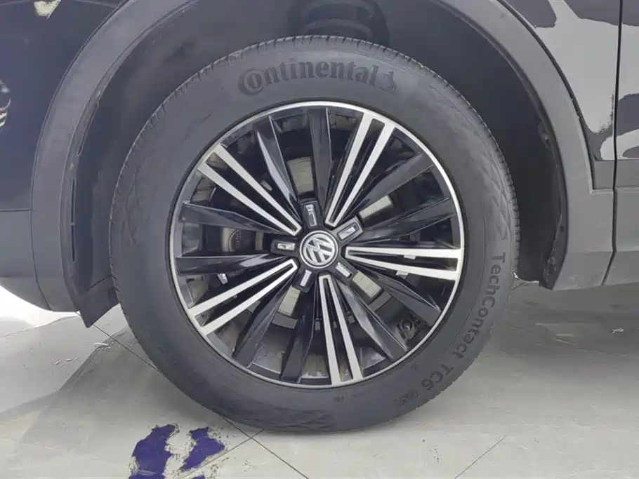 Tiguan L 2019 330TSI automatic two-wheel drive panoramic comfort version National VI купить на сайте DeffCars