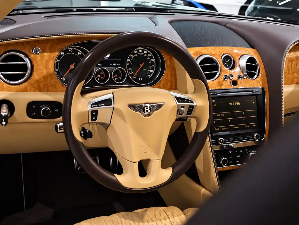 Flying Spur 2014 4.0T V8 Premium Edition купить на сайте DeffCars