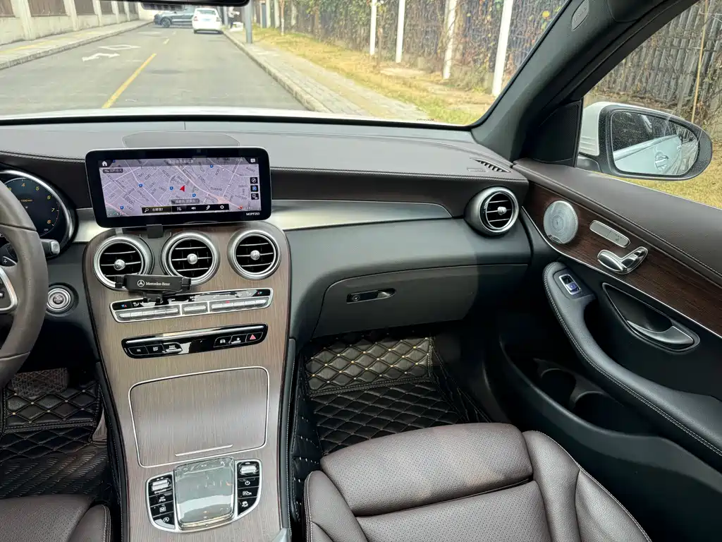 Mercedes-Benz GLC 2021 GLC 300 L 4MATIC Dynamic купить на сайте DeffCars