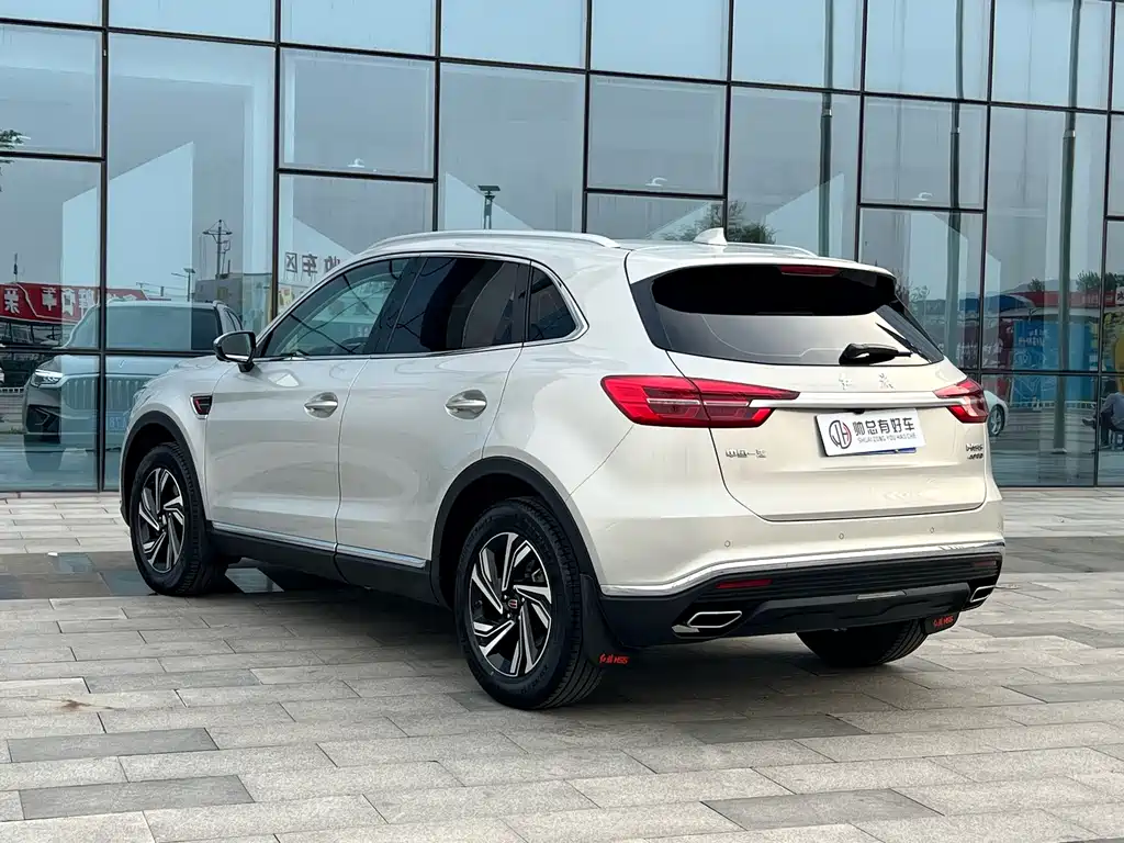 Hongqi HS5 2022 2.0T Zhilian Flagship Edition купить на сайте DeffCars