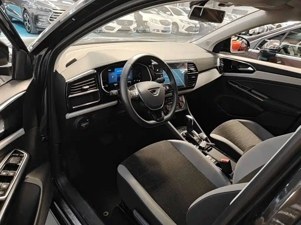 Jetta VS7 2024 280TSI Automatic Joy Edition купить на сайте DeffCars