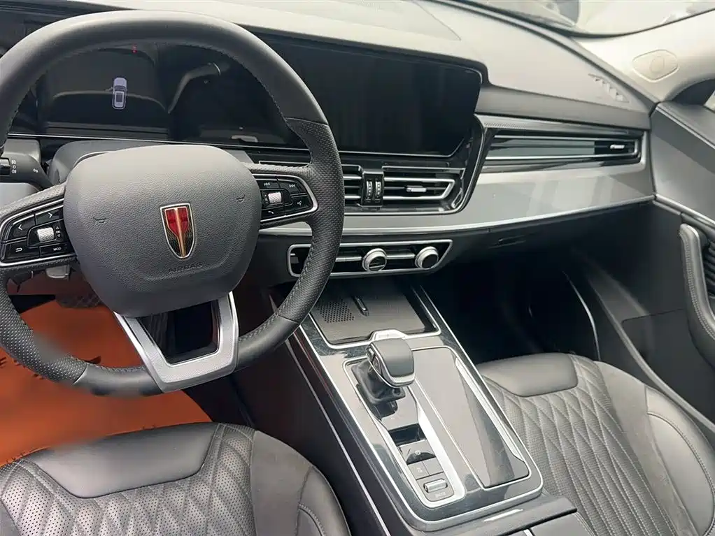 Hongqi HS5 2023 2.0T Qixiang Pro version купить на сайте DeffCars