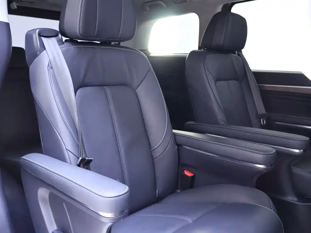 Trumpchi M8 2023 Lead Show Series 390T Exclusive Edition купить на сайте DeffCars