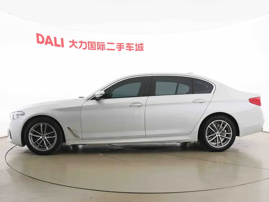 BMW 5 Series 2020 525Li M Sports Package купить на сайте DeffCars