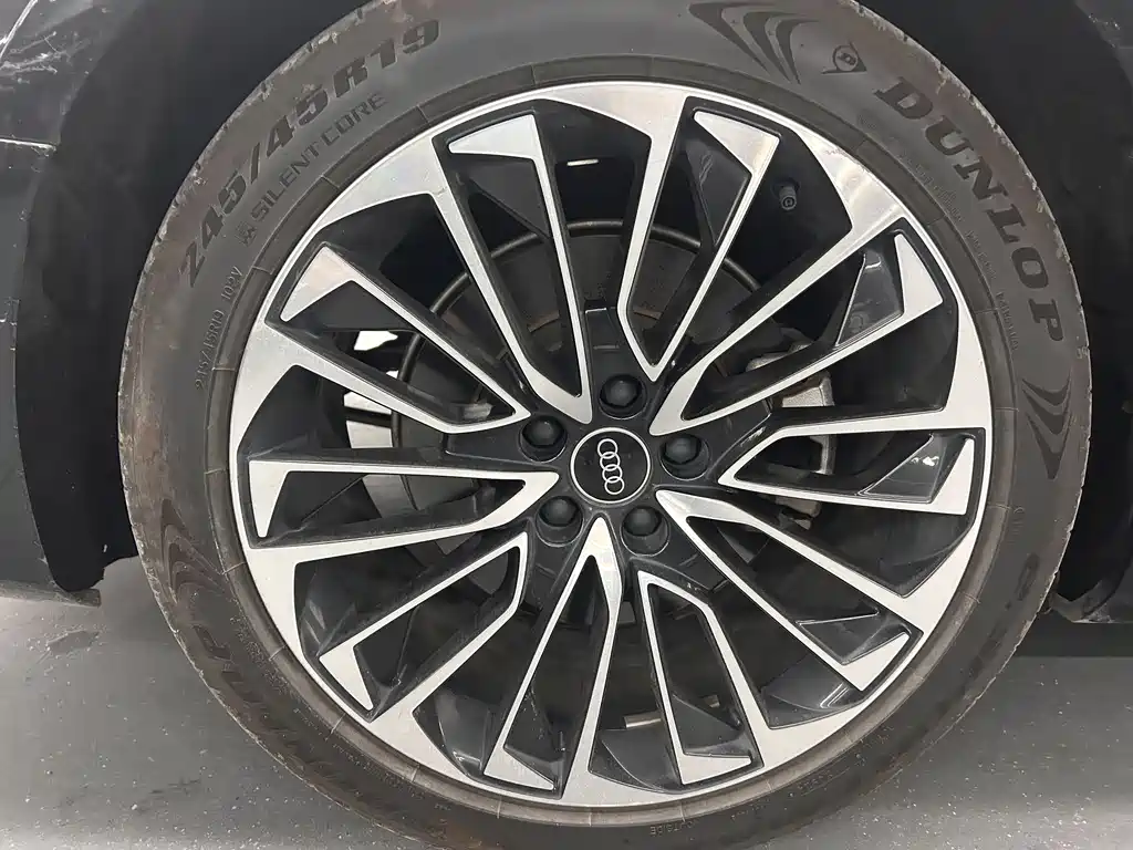 Audi A7L 2022 45 TFSI S-line Dream Building New Edition купить на сайте DeffCars