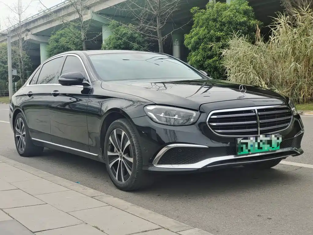 Mercedes-Benz E-Class New Energy 2022 E 350 e L plug-in hybrid sedan купить на сайте DeffCars