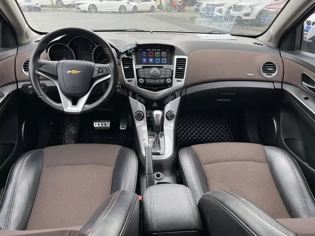 Cruze 2013 hatchback 1.6L automatic luxury model купить на сайте DeffCars
