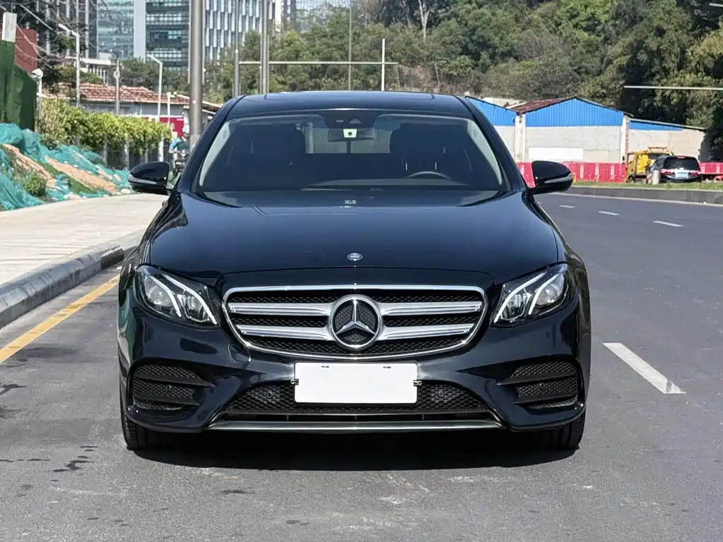 Mercedes-Benz E-Class 2016 E 300 L Sporty and Stylish купить на сайте DeffCars