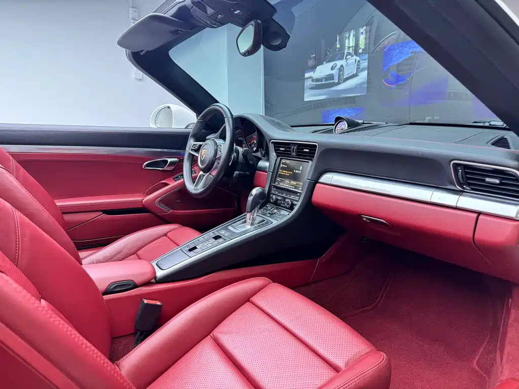 Porsche 911 2014 Targa 4 3.4L купить на сайте DeffCars