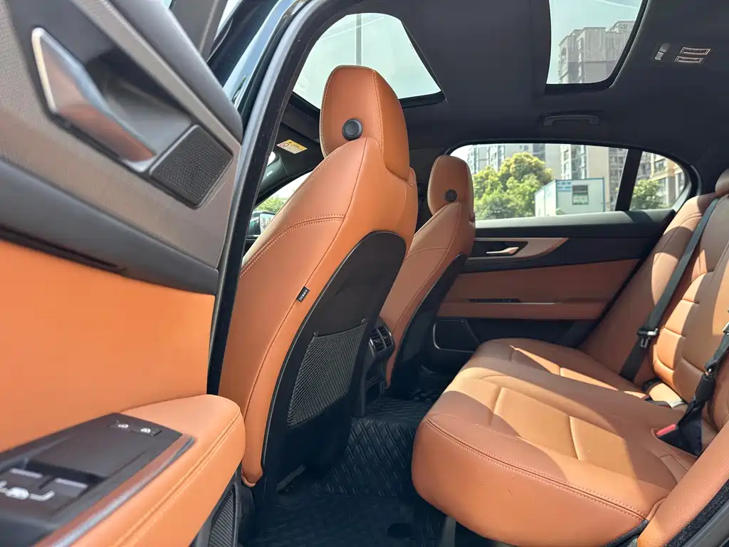 Jaguar XEL 2023 2.0T 250PS R-DYNAMIC S Advanced Sports Edition купить на сайте DeffCars