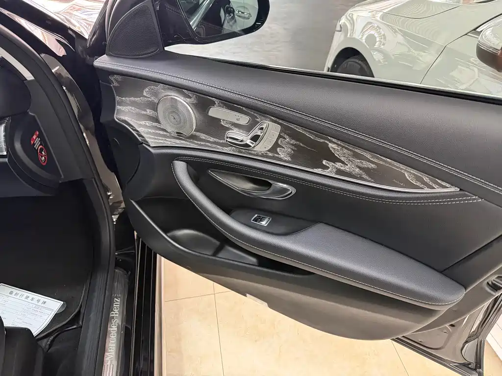 Mercedes-Benz E-Class 2021 facelift E 300 L sports luxury model купить на сайте DeffCars