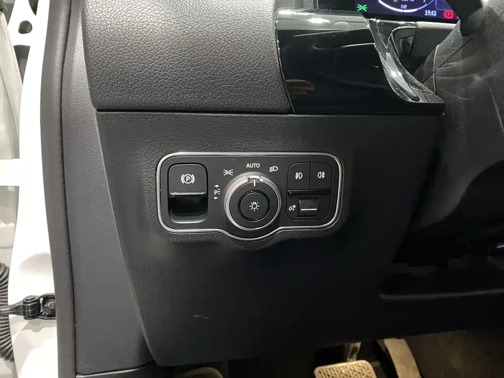 Mercedes-Benz GLA 2024 GLA 220 купить на сайте DeffCars