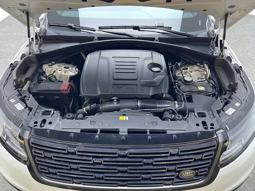 Range Rover Velar 2024 Dynamic SE купить на сайте DeffCars