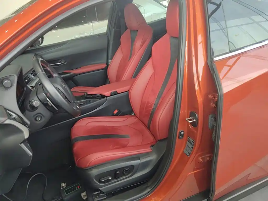 Lexus UX 2020 200 F SPORT Edition купить на сайте DeffCars