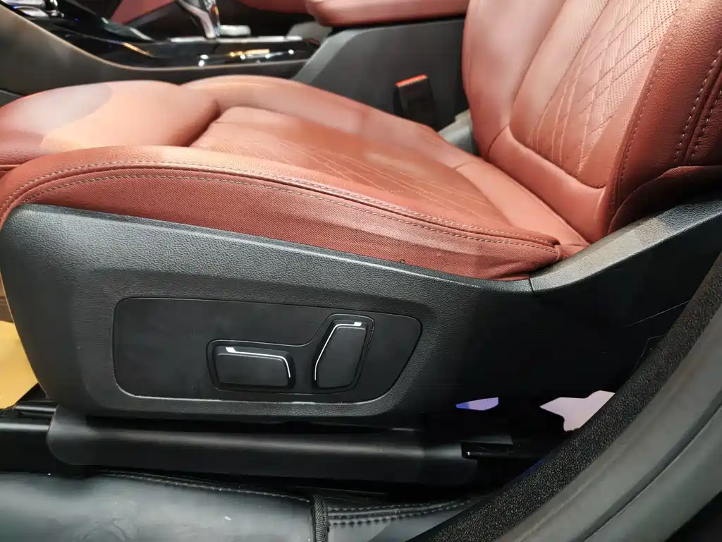 BMW X3 2022 facelift xDrive25i M sports package купить на сайте DeffCars