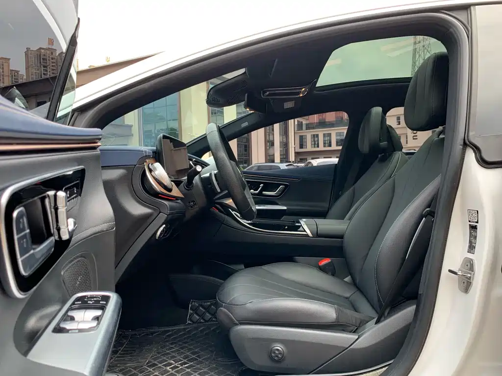 Mercedes EQE 2022 350 Luxury Edition купить на сайте DeffCars
