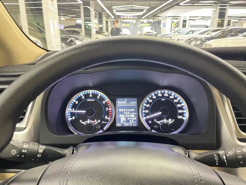 Highlander 2018 2.0T four-wheel drive elite version, 7 seats, National VI купить на сайте DeffCars