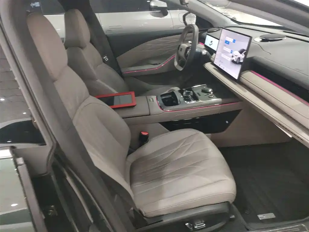 Galaxy Star 8 2025 130km EM-i Exclusive Edition купить на сайте DeffCars