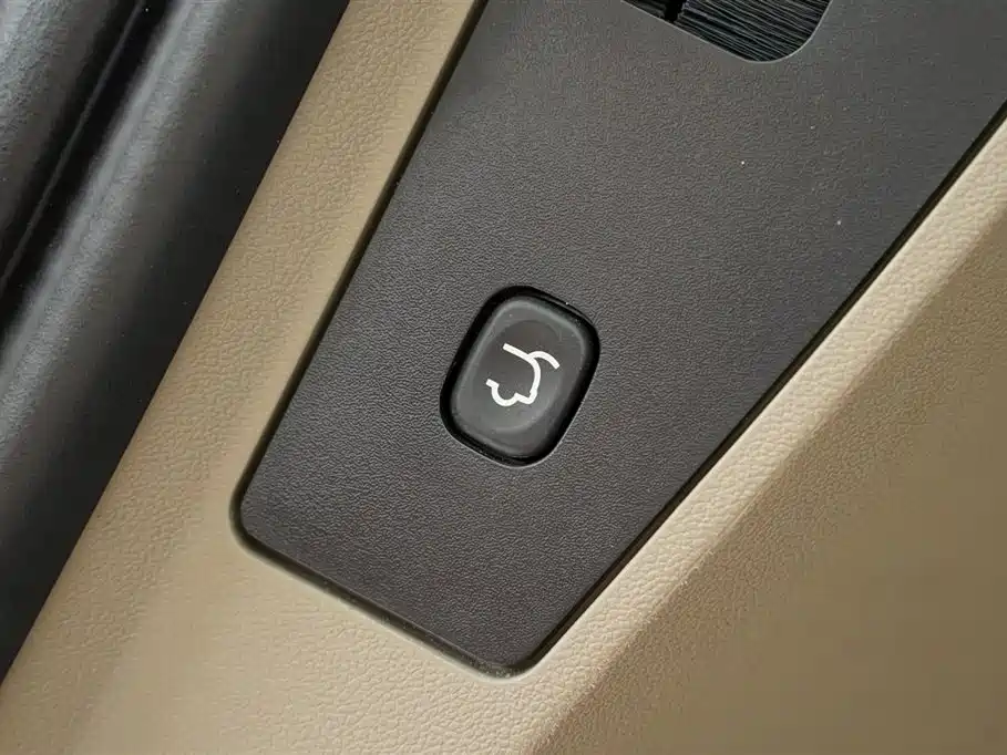 Dajielong imported 2013 3.6L luxury version купить на сайте DeffCars