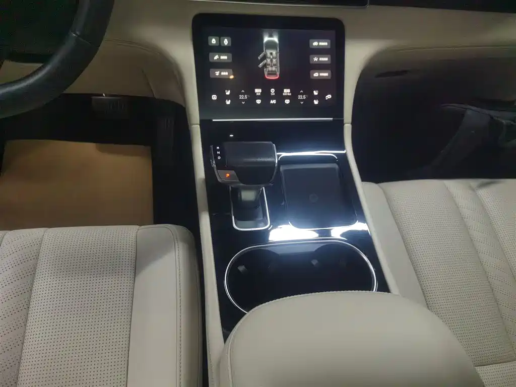 Ideal ONE 2020 extended range 6-seater version купить на сайте DeffCars