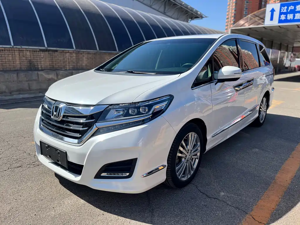 Alison 2016 2.4L Comfort Edition купить на сайте DeffCars