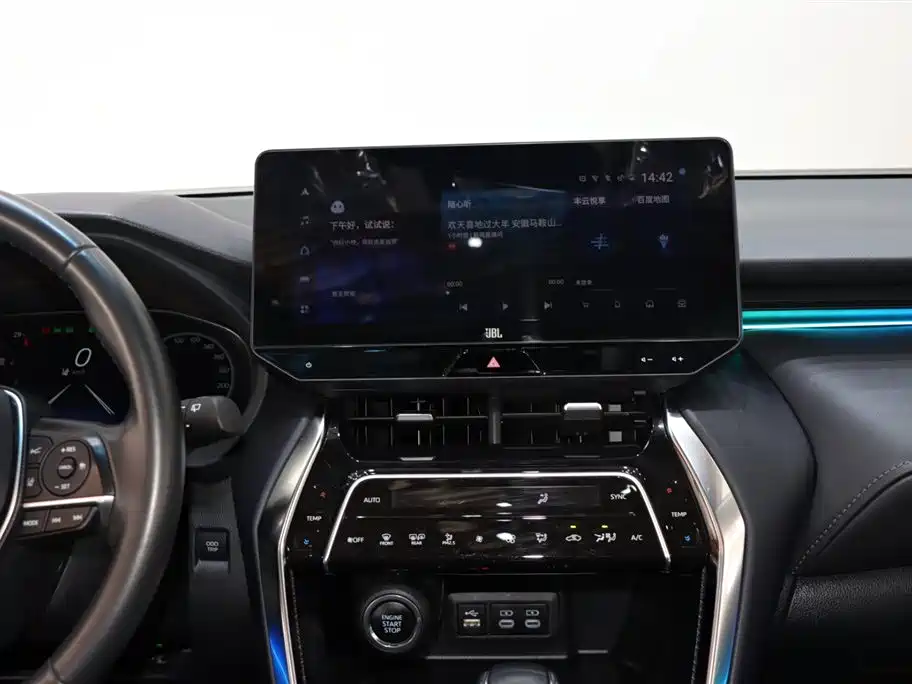 Vesa 2023 2.0L CVT two-wheel drive premium version купить на сайте DeffCars