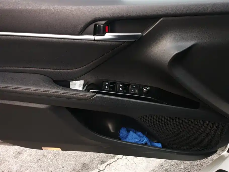 Camry 2019 facelift 2.5G Deluxe Edition купить на сайте DeffCars