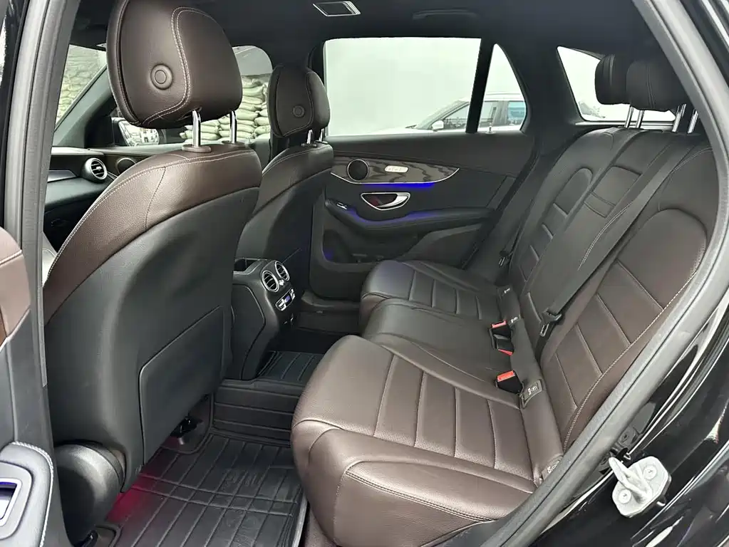 Mercedes-Benz GLC 2022 facelift GLC 260 L 4MATIC luxury model купить на сайте DeffCars