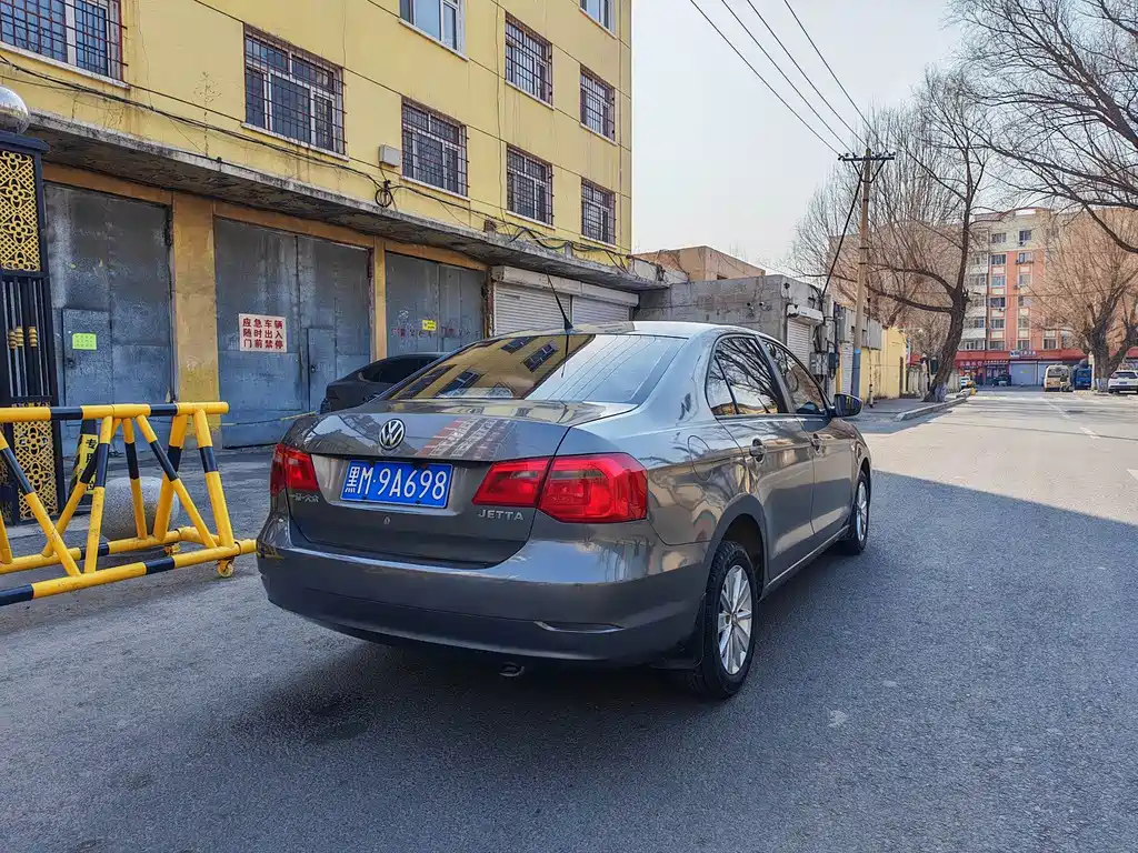 Jetta 2013 1.4L manual comfort model купить на сайте DeffCars