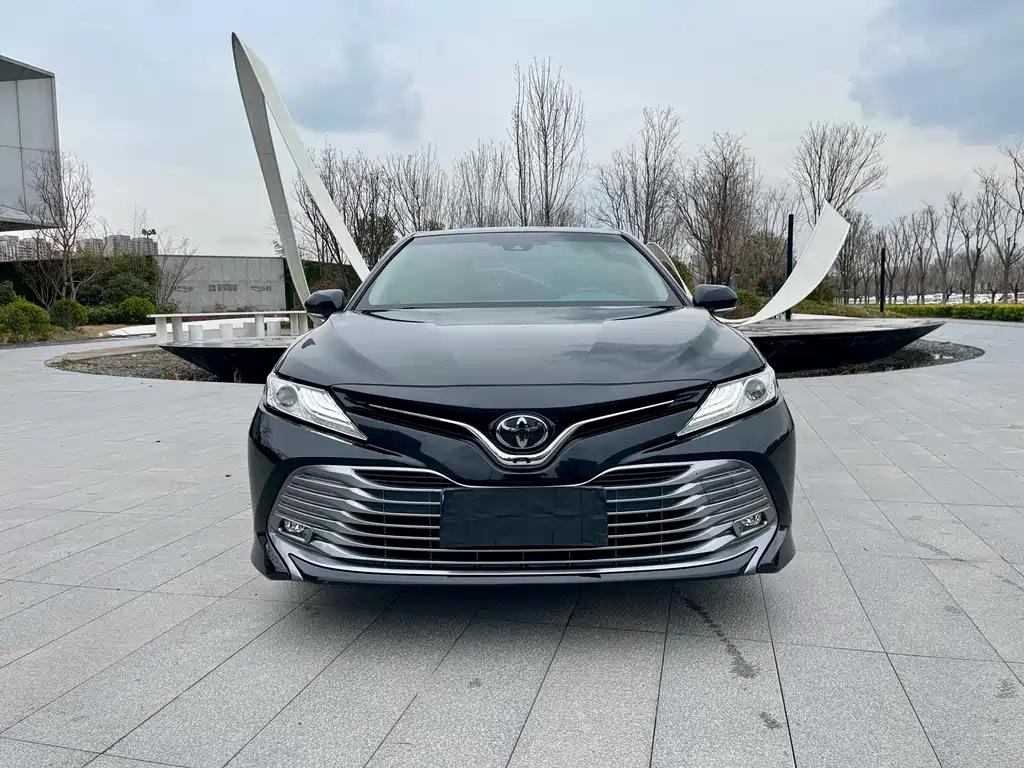 Camry 2019 2.5G Deluxe Edition National V купить на сайте DeffCars