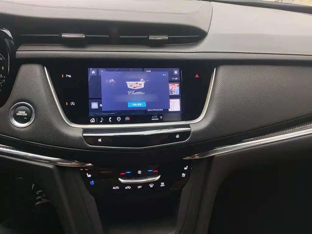 Cadillac XT5 2022 2.0T four-wheel drive premium model купить на сайте DeffCars
