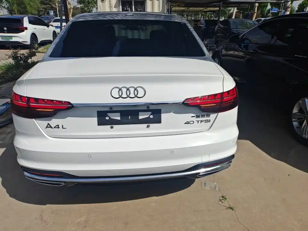 Audi A4L 2020 40 TFSI Fashionable and Elegant купить на сайте DeffCars