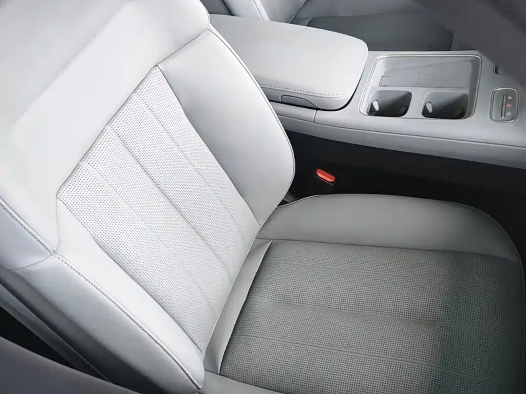 NIO ES8 2023 75kWh Executive Edition купить на сайте DeffCars