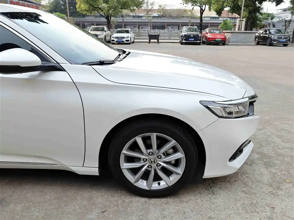 Accord 2022 260TURBO Deluxe Edition купить на сайте DeffCars